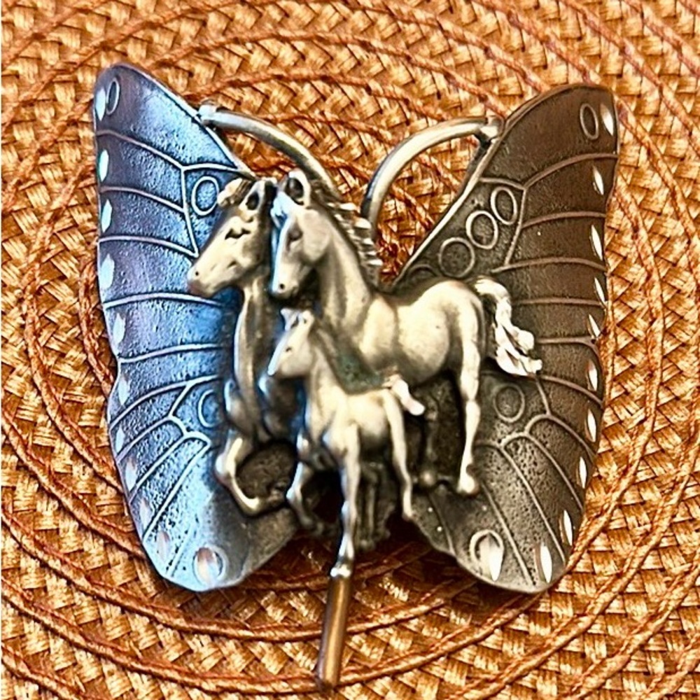 NWOT Silver Butterfly Horse Family Ponytail Decorative Hair Clip -2 1/2”
